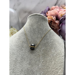 653 Złoty łańcuszek KRYSZTAŁ KAMIEŃ CZARNY STAL