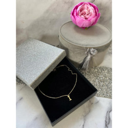 Złoty łańcuszek naszyjnik wisiorek LITERKA I stal