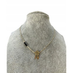 676 Złoty naszyjnik...