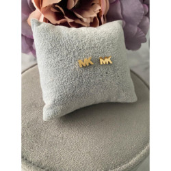 547 Kolczyki wkrętki sztyfty literki MK stal 316