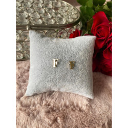 Kolczyki wkrętki sztyfty literki litery F stal 316