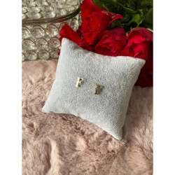 Kolczyki wkrętki sztyfty literki litery F stal 316