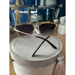 12 Okulary przeciwsłoneczne Muchy