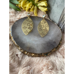 698 Kolczyki Blueberry Koniczynki stal 316