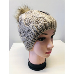 Czapka damska zimowa pompon ocieplona jasny beż