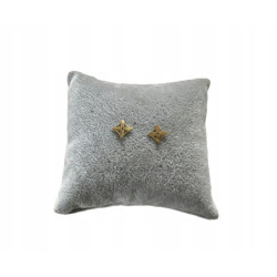 Złote kolczyki wkrętki...