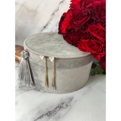 1356 Złote kolczyki ozdobna zatyczka z łańcuszkami