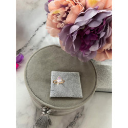 688 Pierścionek CYRKONIE KAMEŃ LILIOWY r 8/18mm