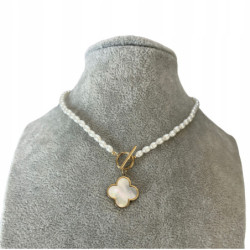 304 Celebrytka perły...